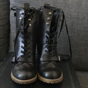 Deena & Ozzy Boots
